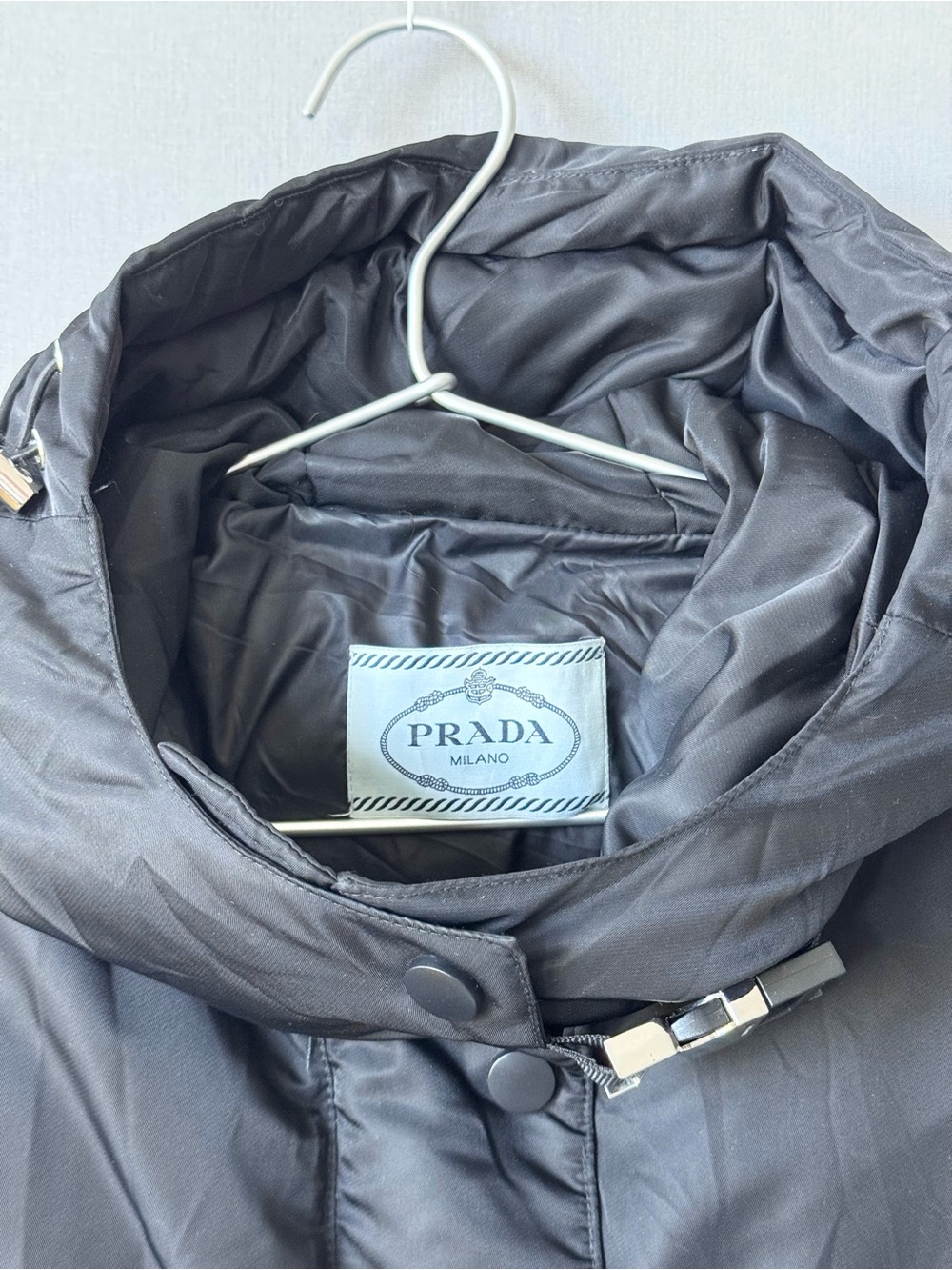 Prada Re-Nylon Goose Down Hooded Parka with Iconic Triangle Chest Pocket Size 38 - Picture 4 of 15